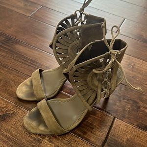 Tory Burch suede sandals size 7.5